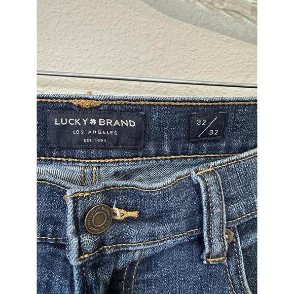 Lucky Brand 410 Athletic Straight Fit Mens Denim Blue Jeans Size 32x32 - Picture 4 of 12